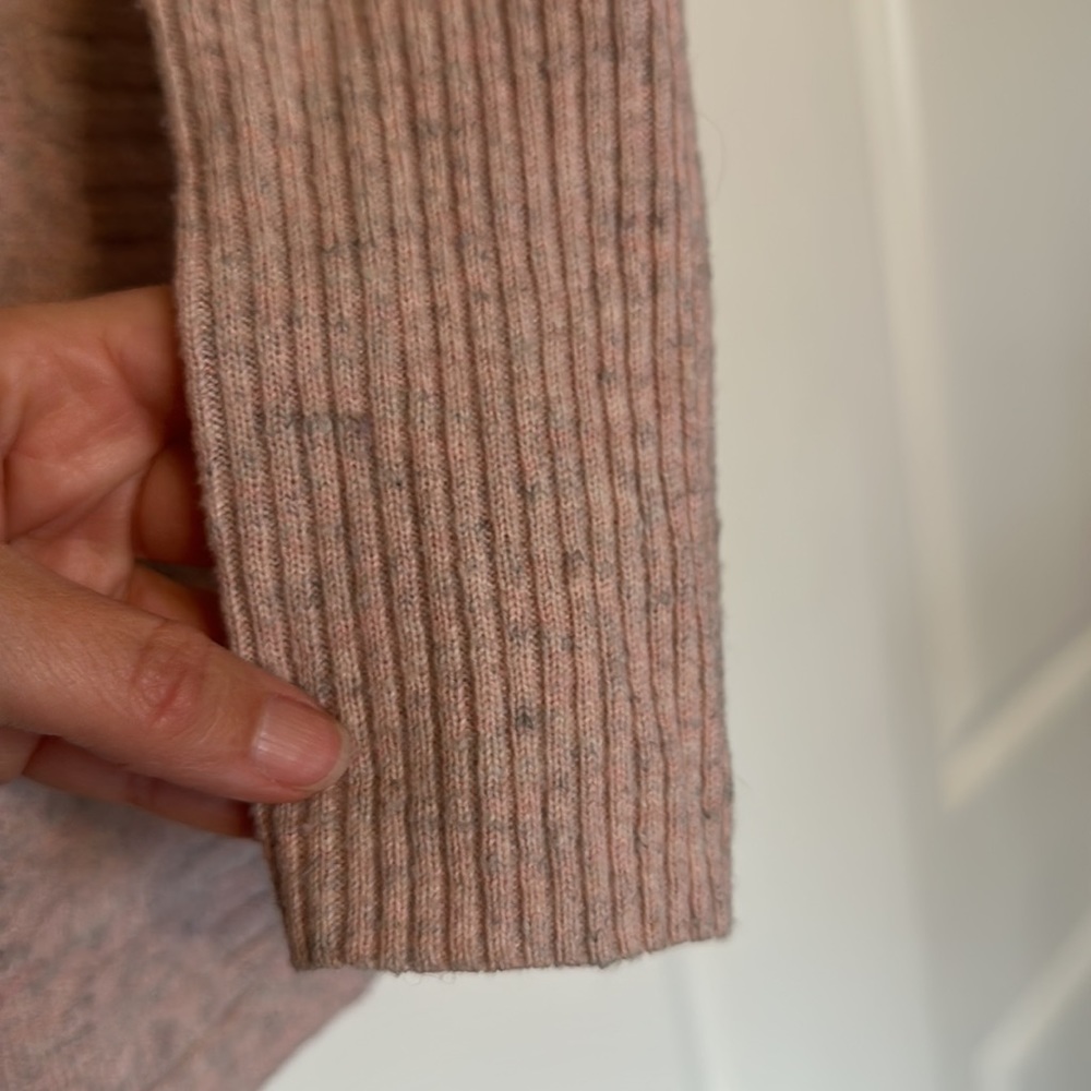Sweater - Picture 3 of 9